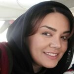Neda Ghasemi Instagram - #ندا_قاسمی #شیرین_خانزاده #سریال_نون_خ#نون_خ #سعید_آقاخانی#سریال #استایل#بازیگر_زن#بازیگری#بازیگران_زن #کرونا_را_جدی_بگیریم#در_خانه_بمانیم #neda_ghasemi #series عکس: @mehranghasemi.photograph