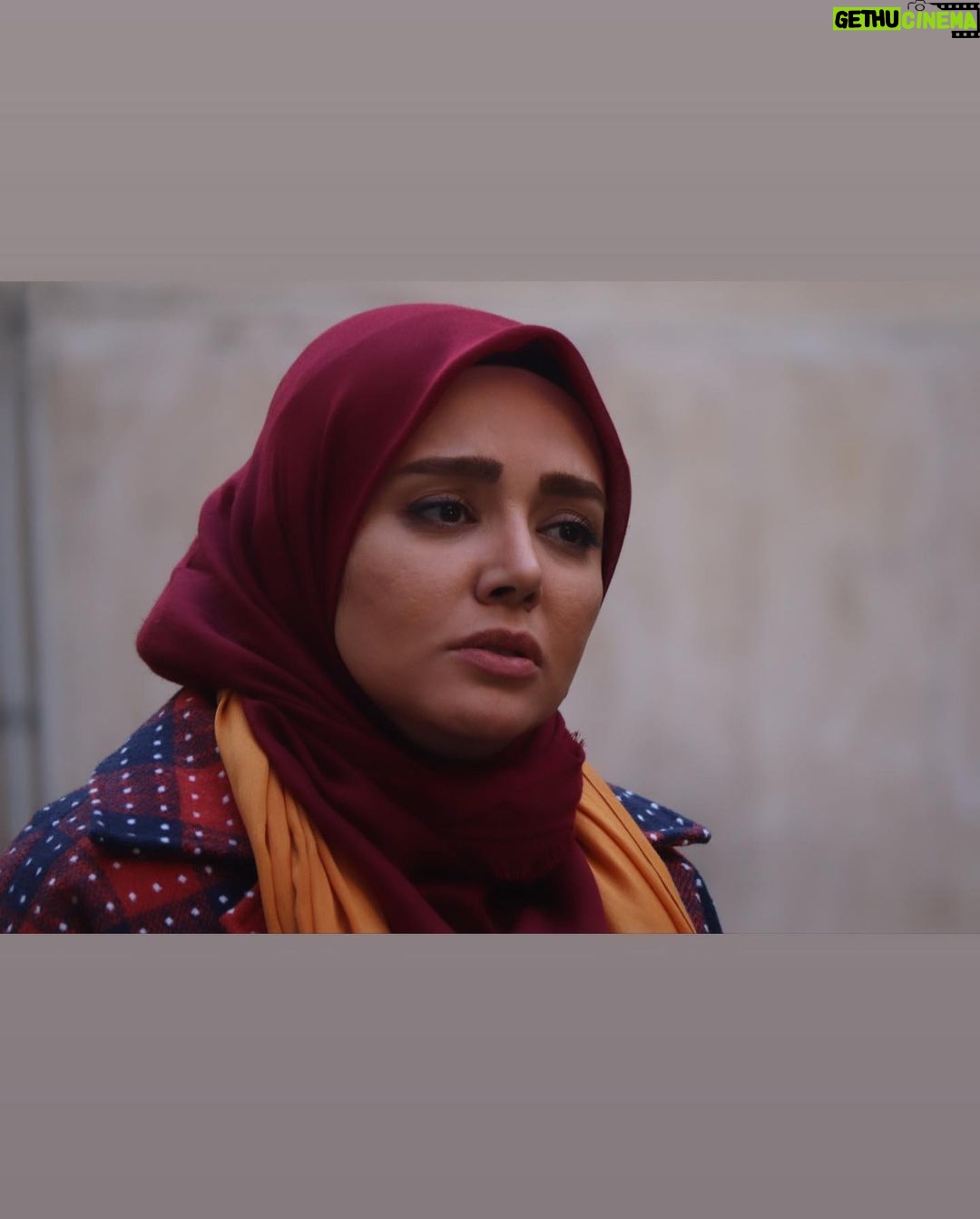Neda Ghasemi Instagram - . سودابه حیف سکانس درگیری با قاتلش ، افشین کافر رو نشون ندادن، گفتن خشنه.. روحش قرین رحمت🤍🌱 این عکسارو دوس داشتم از سودابه که میثم عزیز زحمتشو کشیده @meysammohammadi1991