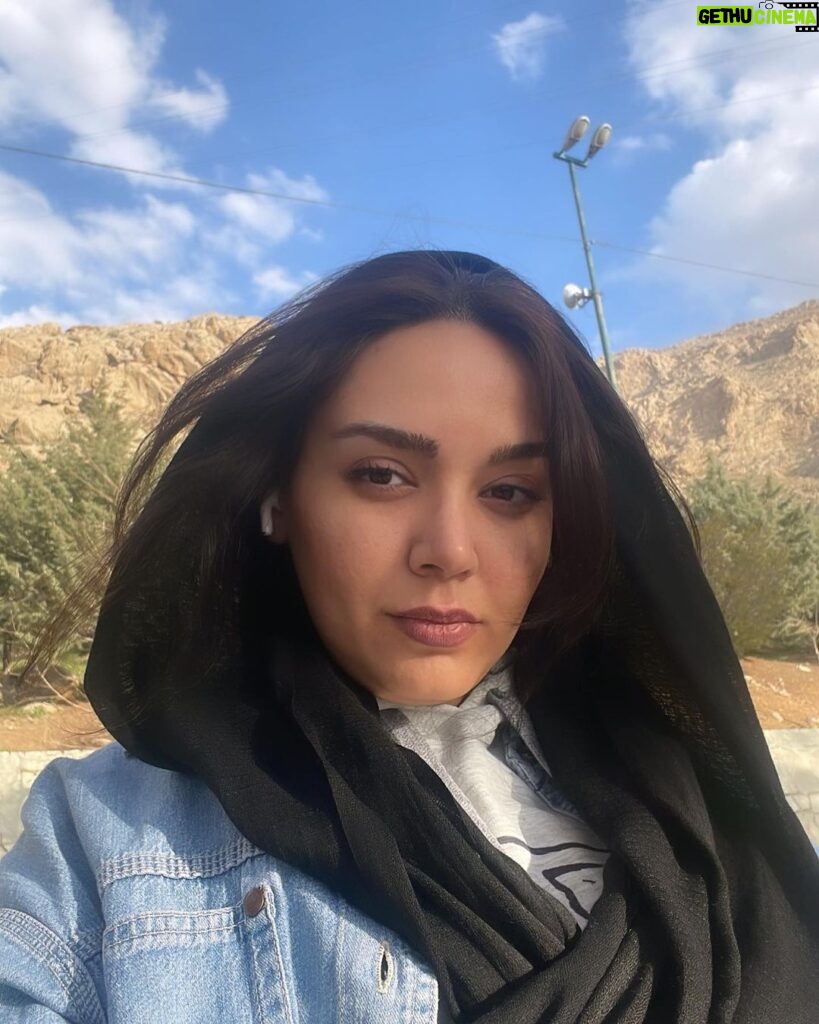 Neda Ghasemi Instagram - بهار ۱۴۰۱🍃 Tagh-e Bostan طاق بستان