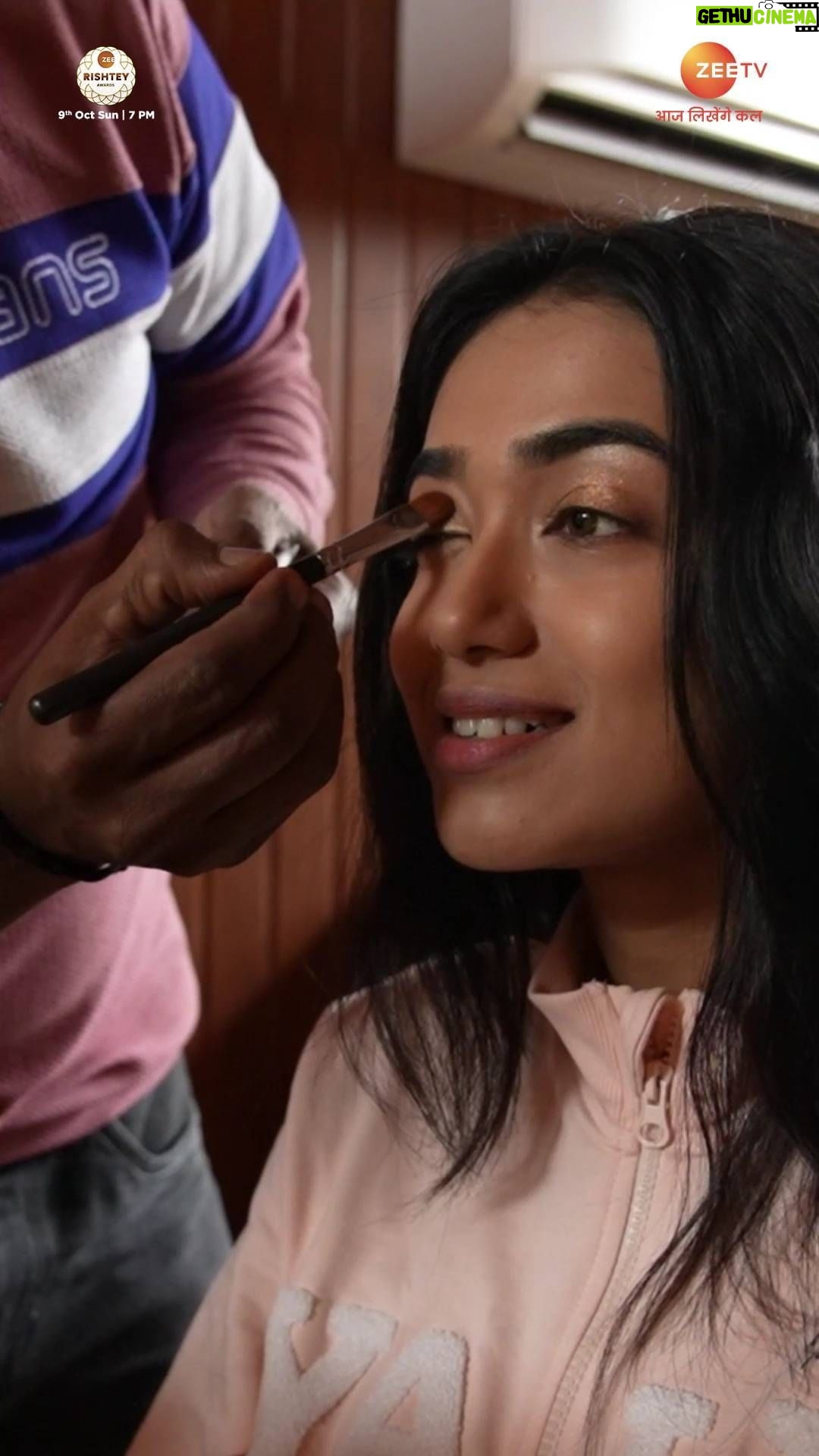 Neeharika Roy Instagram - Rishton ke manch par bikherne apna kamaal, Radha hai bahut excited. 😍 Toh aap bhi ho jaaiye Zee TV ke 30th birthday celebration mein shaamil, aur dekhiye #ZeeRishteyAwards, kal shaam 7 baje, sirf #ZeeTV par. #ZeeRishteyAwards2022 #ZeeTVKe30Saal #ZRA2022clips #ZeeOnTheGoReels #ZeeTVReels @theneeharikaroyofficial