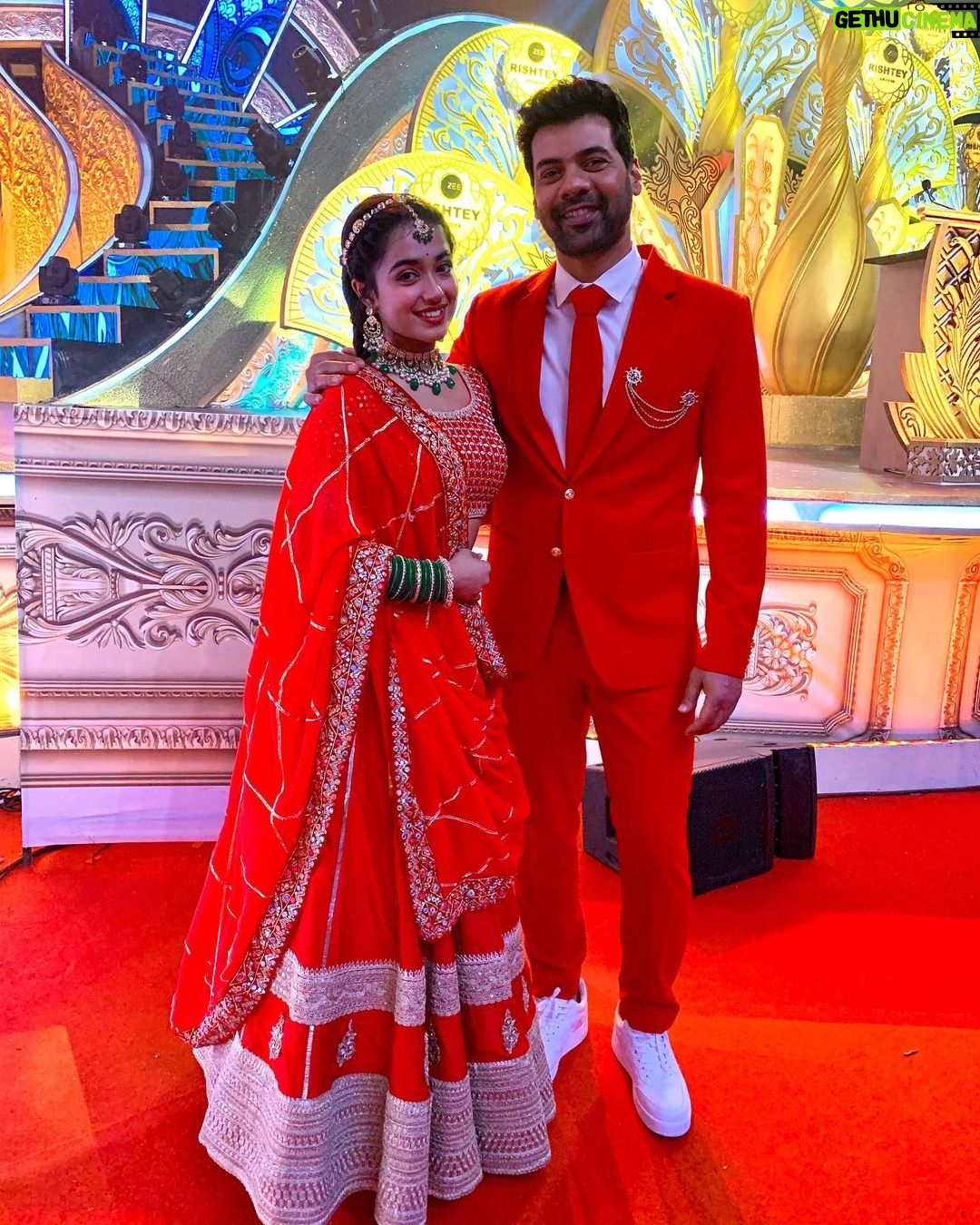 Neeharika Roy Instagram - Zee Rishtey Awards 2022❤️ Don’t forget to watch "Zee Rishtey Awards" on 9th October at 7pm, only on @zeetv . #neeharikaroy #radha #radhamohan #awardnight #zeerishteyawards2022 #zee30thbirthday #redcarpet #zeetv