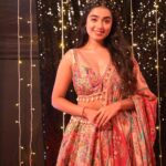 Neeharika Roy Instagram - ITA 2023⭐️ Hair - @styling_by_shraddhanarwade Outfit - @silai_bhartimittal Outfit PR - @platformcreatorsentertainment Photography - @creative_photoholic #neeharikaroy #itaawards2023 #live #dance #performance #tribute #to #ranimukherjee