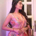 Neeharika Roy Instagram - ITA 2023⭐️ Hair - @styling_by_shraddhanarwade Outfit - @silai_bhartimittal Outfit PR - @platformcreatorsentertainment Photography - @creative_photoholic #neeharikaroy #itaawards2023 #live #dance #performance #tribute #to #ranimukherjee