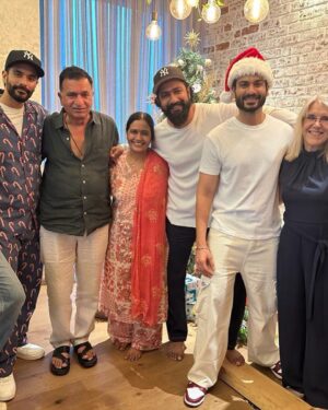 Neha Dhupia Instagram - Our very merry bunch for life ♥️❤️🧿