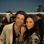 Neha Dhupia Instagram - Ok that escalated fast … from date night with husband ❤️to a birthday bash for the books !!!! 😍 Happy birthday to the coolest @beingsalmankhan 😍 Last pic photo credit 📸 @iambobbydeol 👌😻👉 sahi ! . . . . . . . . 👗 @rannagill 💄 @mitavaswani