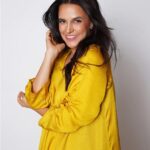 Neha Dhupia Instagram - Feeling yawesome!!! 😜 . . . . . , @kapilcharaniya @makeupbynayan @aaliyahussainhairmakeupcreator @studiometallurgy @ayeshakhanna20 @officialharshharsh