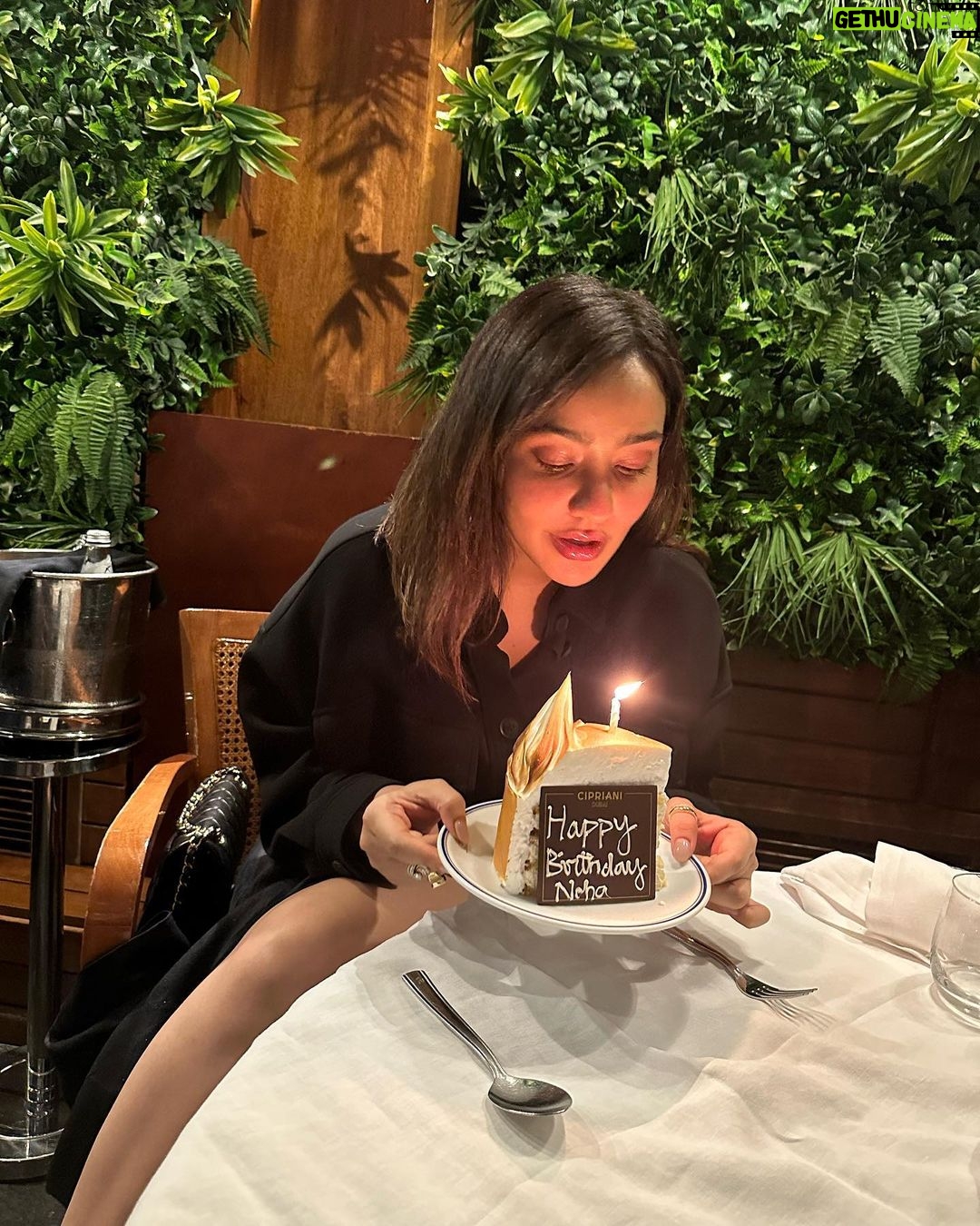 Neha Sharma Instagram - Bas teri yaad aa gayi 🍰 ..