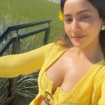 Neha Sharma Instagram - Hello sunshine! 💛💛