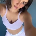 Neha Sharma Instagram – Monday… Chicago, Illinois