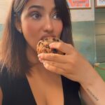 Neha Sharma Instagram – ☕️🧁 Me Doing me … Chicago, Illinois