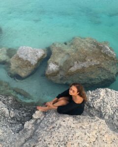 Nelly Karim Instagram - Heaven on earth 🌏❤️ #egypt #myegypt #sea #heaven # @nellykarimfans_officialgroup