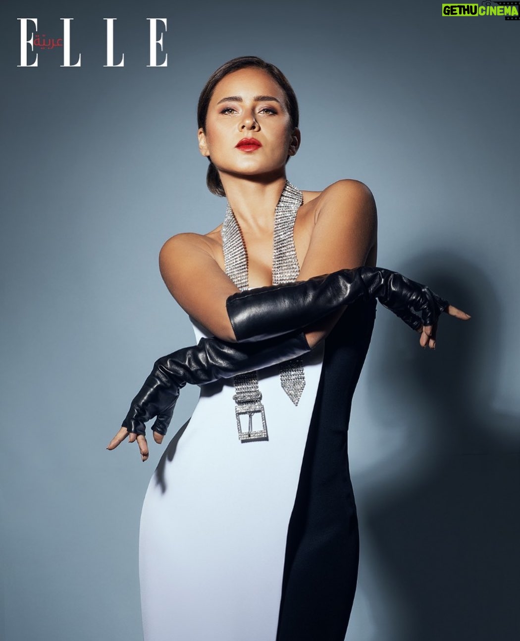 Nelly Karim Instagram - It’s black or white @elle_arabia @sherifmokhtar_ph @maissaazab @sahar.m.azab @sohakhoury @hassanbourji_ @beymen_cairo @beymen I want to thank everyone who made it happen .... love you all ❤️special thanxxx to my dearest @fidaramadan @elle_arabia