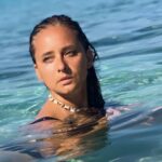 Nelly Karim Instagram - Vitamin 🌊 sea @nellykarim_official @nellykarimfans #sea #nellykarim_official #positivevibes #egypt #