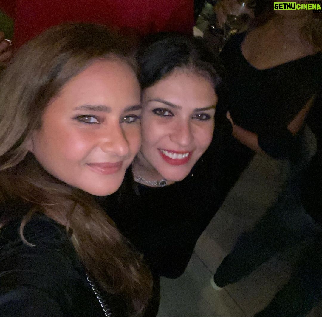 Nelly Karim Instagram - Thank you @amrmansi for this lovely gathering ..........can’t find any picture with you 🙈......#friends #night #egypt #pier88 @pier88egypt