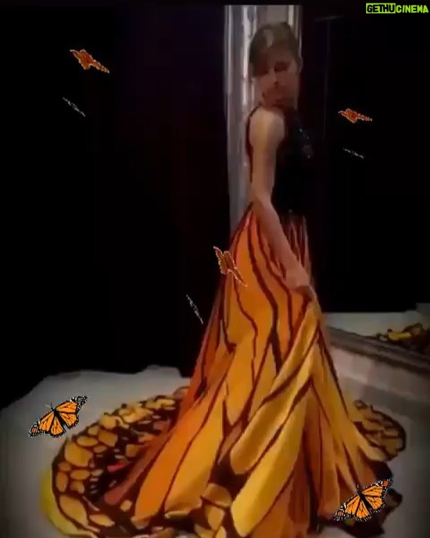 Nelly Karim Instagram - @antoinekarehcouture @ingie_elmor #nellykarim #butterfly