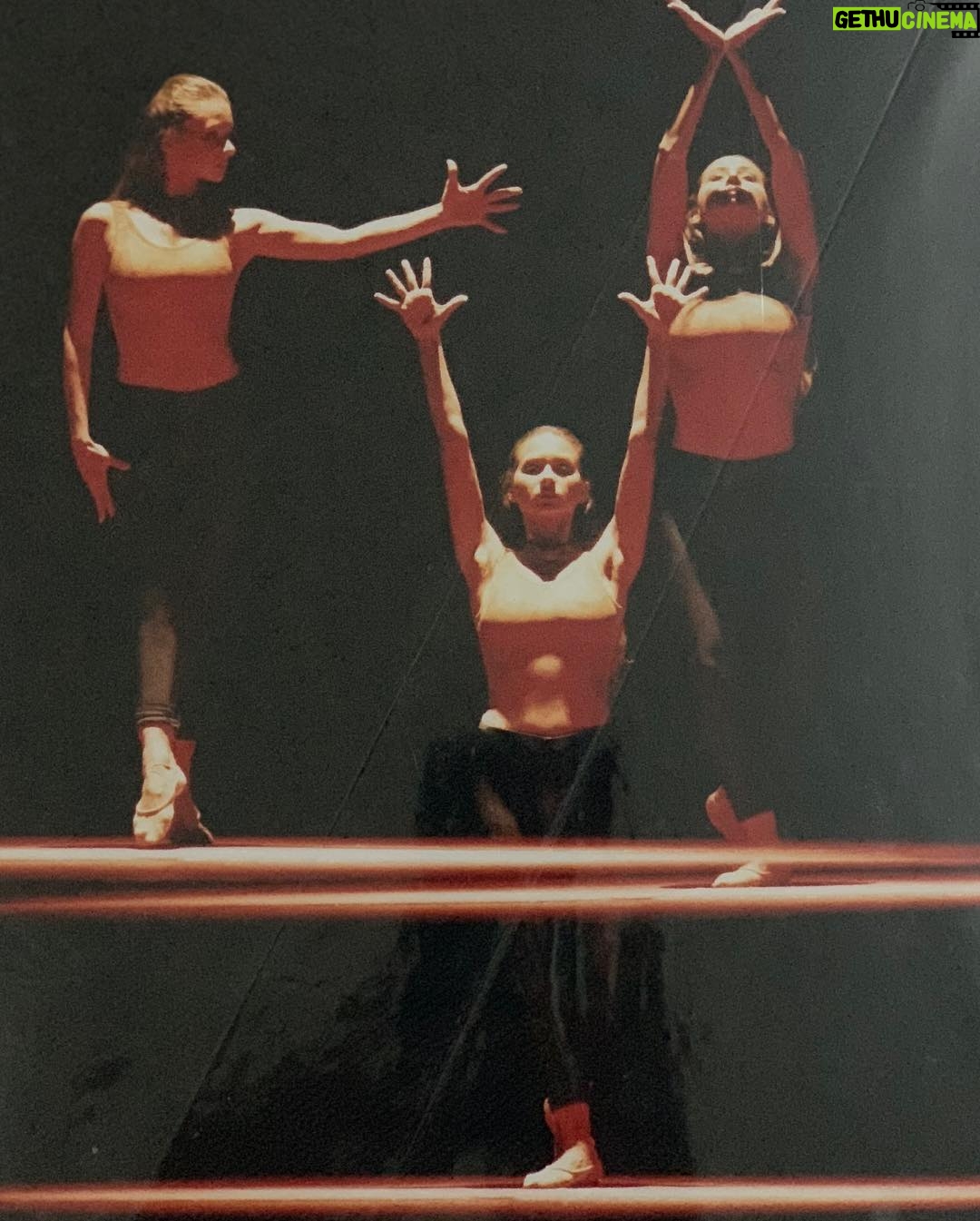 Nelly Karim Instagram - My last performance in Cairo opera house was “Bolero”Ravel almost 8 years go #nellykarim #ballet