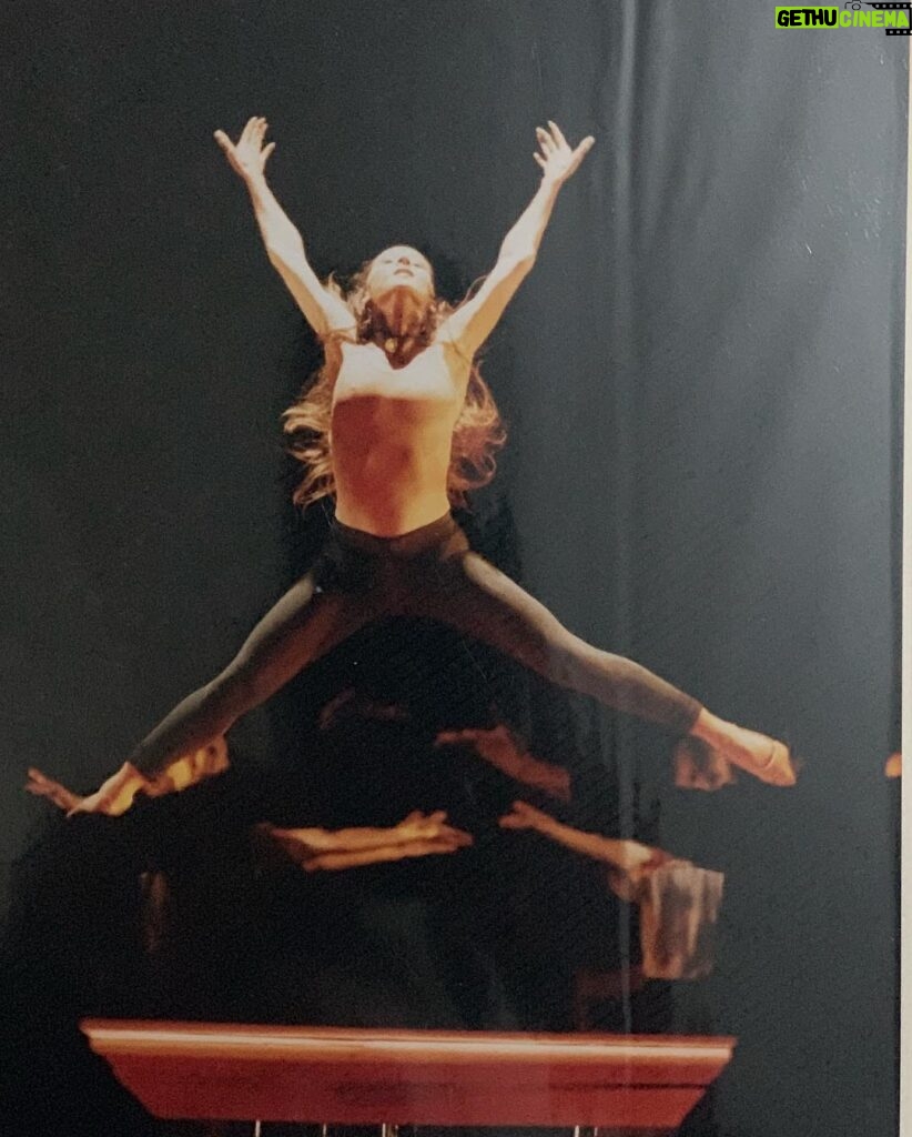 Nelly Karim Instagram - My last performance in Cairo opera house was “Bolero”Ravel almost 8 years go #nellykarim #ballet