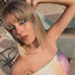 Nerea Rodríguez Instagram – El verano se acaba y yo me muero de pena pero estreno flequillo y eso me alegra 🌸 Hort de Nal