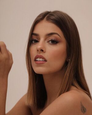 Nerea Rodríguez Instagram - 🩷

@raulphoto 
@pausellesmakeupartist 
@soniacases_hairstylist para @goaorganics 
@bbarzuza