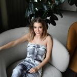 Nerea Rodríguez Instagram – Día de promo con el mejor equipooo 🌈🌈

@raulphoto 
@vieralartists 
@nboca_comunicacion 
@lorenacorcoles

@hyattcentricmadrid