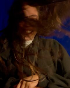 Neslihan Atagül Instagram - el rey del viento 🌬️
