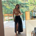 Neslihan Atagül Instagram - besos 💋