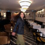 Neslihan Atagül Instagram - Blurry night ✨