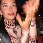Neslihan Atagül Instagram - Ağustos’ta üşüyenler? 😒