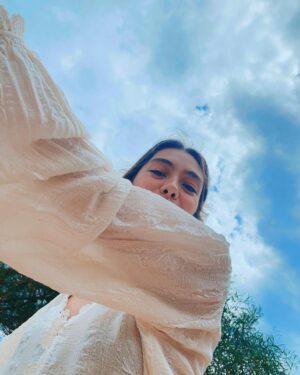Neslihan Atagül Instagram - Hola! 🌞