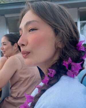 Neslihan Atagül Instagram - Hello! 

#yesfilterbabe