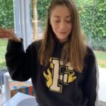 Neslihan Atagül Instagram - Aloha aloha! 🧚🏻 İyi ki varsın Nazlı! Seni çok özledim 💕