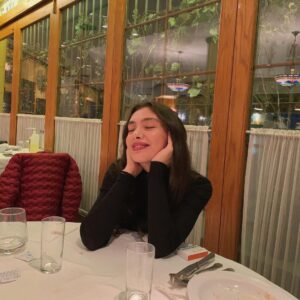 Neslihan Atagül Instagram - Sevenin gözünden 😌