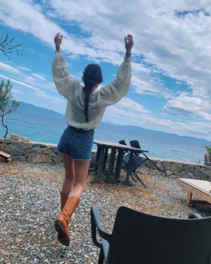 Neslihan Atagül Instagram - Hola! 🌞