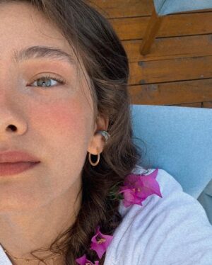 Neslihan Atagül Instagram - Hello! 

#yesfilterbabe