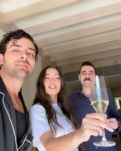 Neslihan Atagül Instagram - Abu Dhabi 23’ 🩵 #inabudhabi #abudhabigp