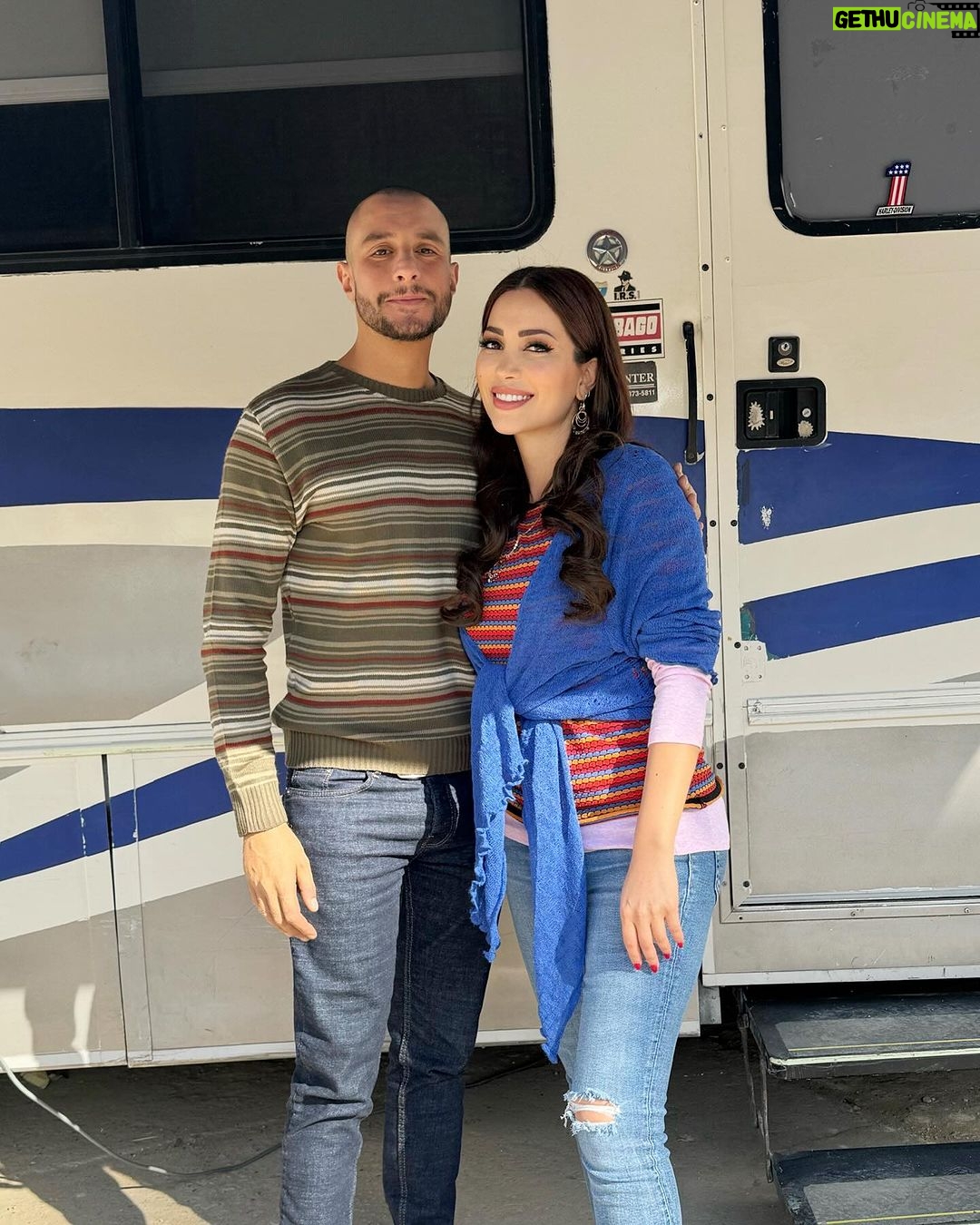 Nesreen Tafesh Instagram - كواليس فلم (بنقدر ظروفك) مع نجوم العمل ❤️🎬 تأليف و إنتاج : سمير النيل (Colombia art productions ) إخراج : أيمن مكرم مدير تصوير : @haithamnasser_ مهندس ديكور : @ahmedgamalabdelaziz_ مع مجموعة من النجوم المتألقين احمد الفيشاوي @fishawyofficial مي سليم @maiselim محمد محمود @mohamedmahmoud9745 محمود حافظ @mahmoudhafezofficial عارفة عبدالرسول @arfaabdelrasoul_official ابرام سمير @ebraamsamir99 طاهر ابو ليلة @taherabolela.official مع كوكبه من نجوم الكوميديا 🎥🥳❤️