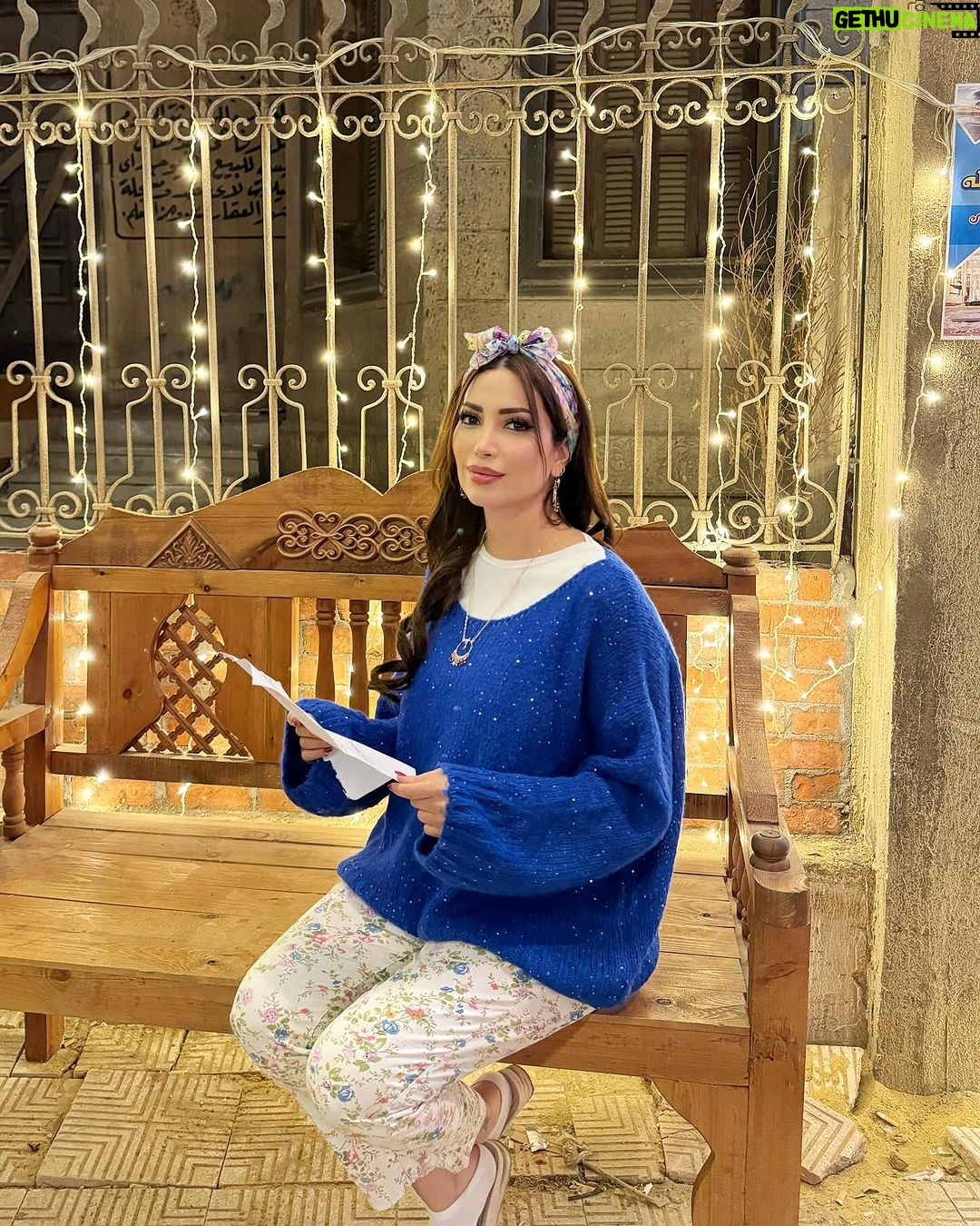 Nesreen Tafesh Instagram - موحة (سماح) 🥰😅😘 فلم (بنقدر ظروفك) 😉🎬 تأليف و إنتاج : سمير النيل (Colombia art productions ) إخراج : أيمن مكرم مدير تصوير : @haithamnasser_ مهندس ديكور : @ahmedgamalabdelaziz_ مع مجموعة من النجوم المتألقين احمد الفيشاوي @fishawyofficial مي سليم @maiselim محمد محمود @mohamedmahmoud9745 محمود حافظ @mahmoudhafezofficial عارفة عبدالرسول @arfaabdelrasoul_official ابرام سمير @ebraamsamir99 طاهر ابو ليلة @taherabolela.official مع كوكبه من نجوم الكوميديا 🎥🥳❤️ Make up by : @makeup_ahmedshawky @soliman_.ibrahim Hair style by : @haythamamin2012 #cairo Cairo, Egypt