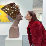 Nesreen Tafesh Instagram – سعيدة بحضور معرض فن القاهرة و زيارة معلم حضاري عظيم و صرح مبهر يجمع الأصالة و التاريخ و الابداع المعاصر في مكان واحد (المتحف المصري الكبير) 🇪🇬 
Happy to attend the Cairo Art Exhibition and visit a great cultural landmark and a dazzling edifice that brings together authenticity, history, and contemporary creativity in one place (the Grand 
Egyptian Museum) 🇪🇬

Thank u @poshmanagement_ 
@artcairoofficial  @grandegyptianmuseum