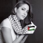 Nesreen Tafesh Instagram - لم تنتهي القصة بعد .. فلسطين حرة للأبد ✌🏻🇵🇸 استمر في نصرة الحق 🕊️