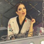 Nesreen Tafesh Instagram - الحياة مليئة بالحجارة فلا تتعثر بها بل اجمعها، وابنِ بها سلماً تصعد به نحو النجاح 🌹 كوليس فلم السستم 🎥 behind the scenes ✨ Make up by : @makeup_ahmedshawky ✨