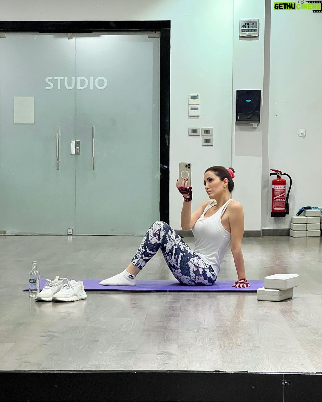 Nesreen Tafesh Instagram - ‘We are what we repeatedly do. Excellence then is not an act but a habit .👌🏻 –Aristotele