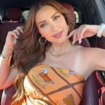 Nesreen Tafesh Instagram – Set your life on fire. Seek those who fan your flames 🔥
Rumi 🧡

Hair style by @maherderke Cairo, Egypt