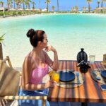 Nesreen Tafesh Instagram – “Keep your face always toward the sunshine ، and shadows will fall behind you.” ☀️
صباحكم سعادة و نور 💖 North Coast, Egypt