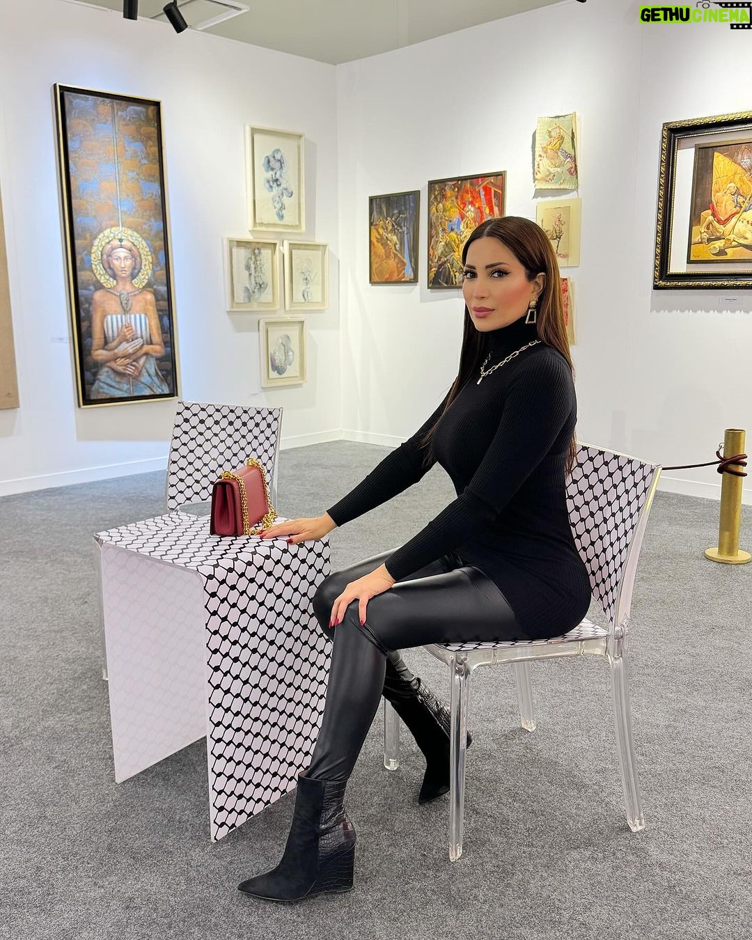Nesreen Tafesh Instagram - This world is but a canvas to our imagination.” - Henry David Thoreau ♥️ @artcairoofficial @grandegyptianmuseum @poshmanagement_