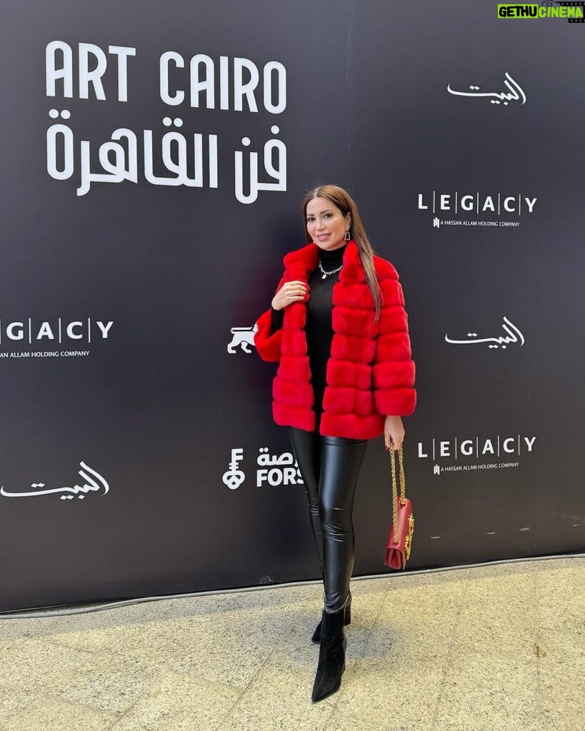 Nesreen Tafesh Instagram - This world is but a canvas to our imagination.” - Henry David Thoreau ♥️ @artcairoofficial @grandegyptianmuseum @poshmanagement_