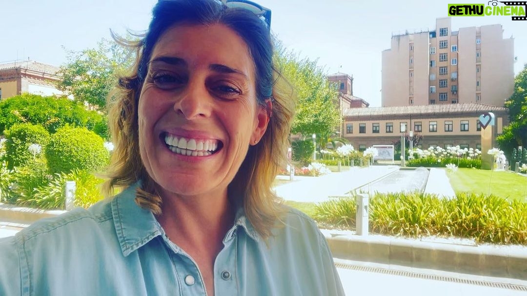 Neus Sanz Instagram - 馃挋 馃攨Formaci贸n 馃攨Voluntariado 馃攨Mi lugar en el mundo . @hospital.beata @hermanashospitalarias #benitomenni #graciasvida #seanfelices