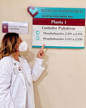 Neus Sanz Instagram - Mi lugar en el Mundo❤️‍🩹
.
#diainternacionaldelvoluntariado