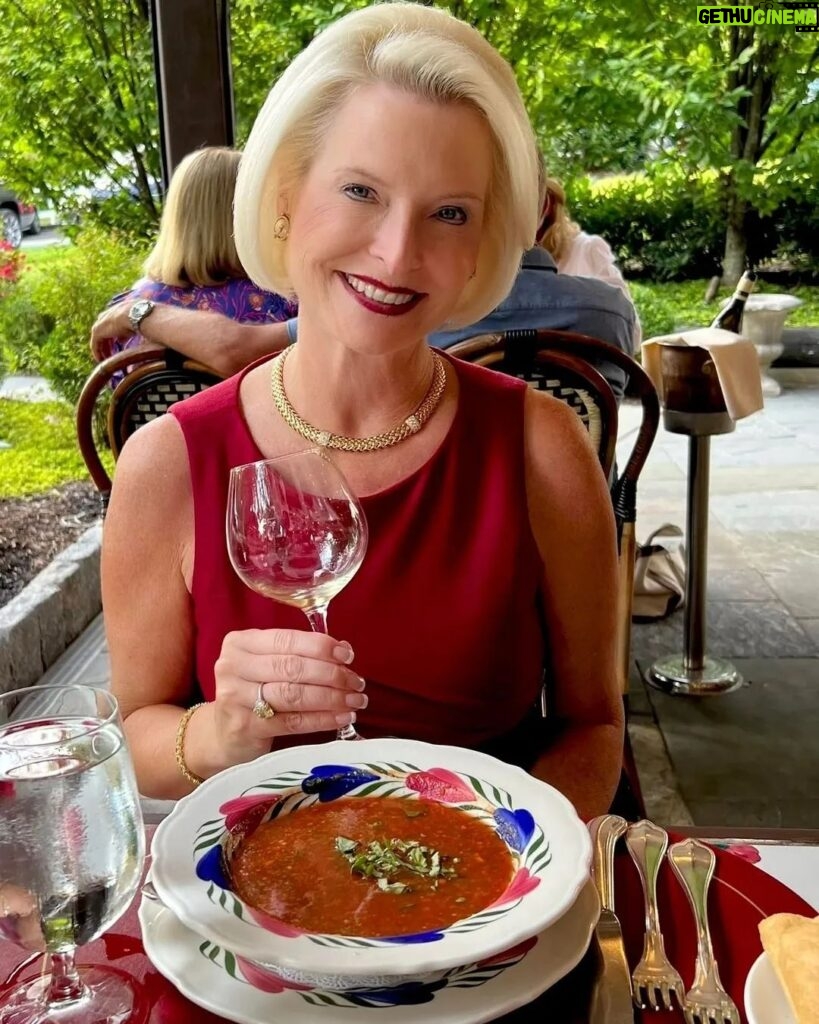 Newt Gingrich Instagram - @callygingrich Beautiful evening with Newt at L'Auberge Chez Francois 🇺🇸🇫🇷