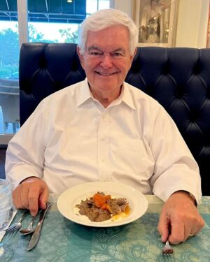 Newt Gingrich Instagram - @callygingrich Beautiful evening at Kazan with Newt ! 🥂🍾