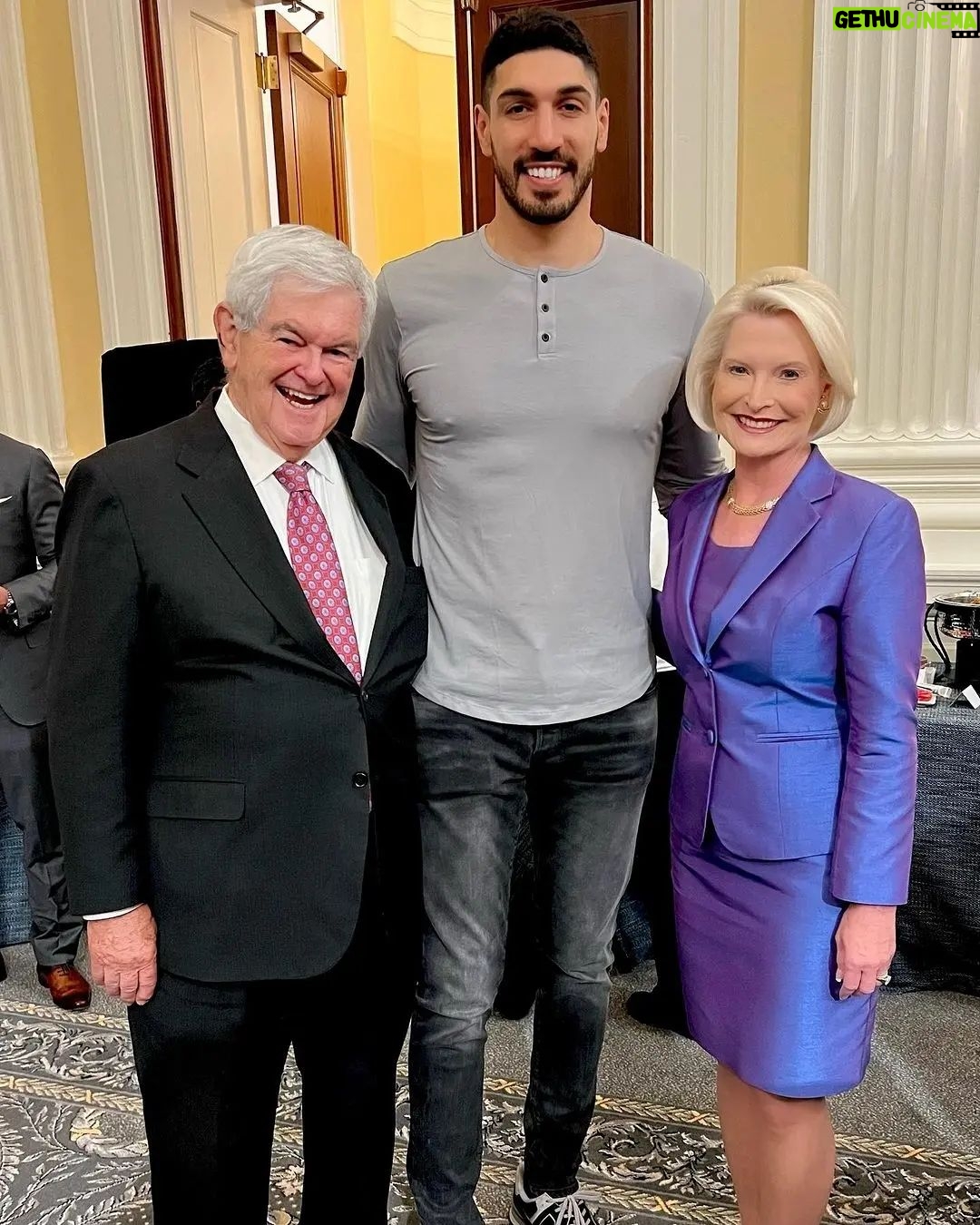 Newt Gingrich - 1.4K Likes - @callygingrich Newt and I were honored to attend the Capitol Hill screening of Sound of Freedom hosted by Speaker Kevin McCarthy. šŗšø